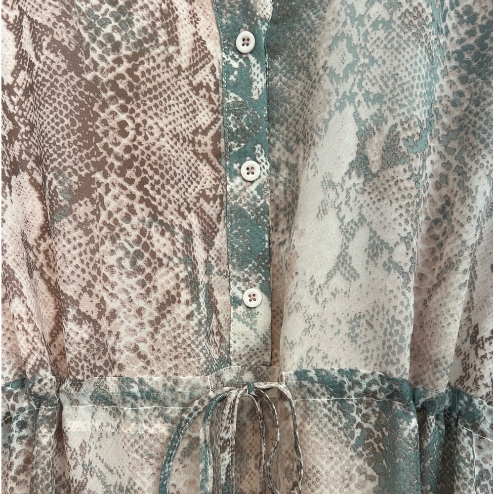 Karlie Ray Floaty Chiffon Button Front Lantern Sl… - image 5